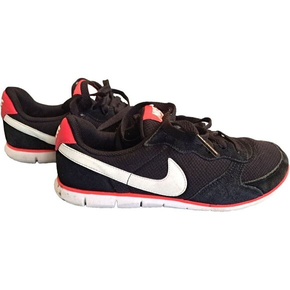 Nike Women's 7 Black White Siren Red Eclipse NM Low Cut Sneakers - Picture 8 of 10
